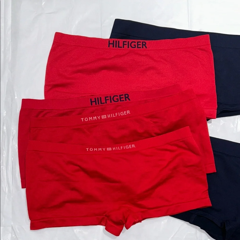 New Tommy Hilfiger Red and Black Boxer Briefs Set New 5 Pair - Picture 2 of 4